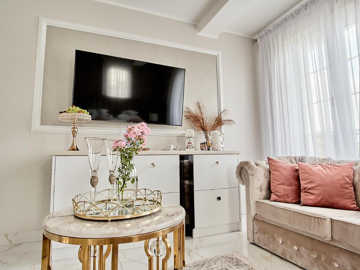 La Rose Residence Mikołajki Extérieur photo